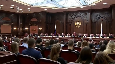 Конституционный суд решит, могут ли осужденные голосовать в тюрьме