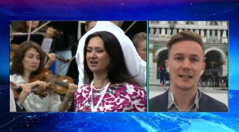 На Дворцовую площадь Петербурга выйдет Анна Нетребко