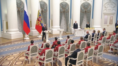 Владимир Путин паралимпийцам: вы нас подняли на седьмое небо
