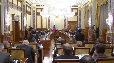Медведев: правила для садоводов создавали при царе Горохе