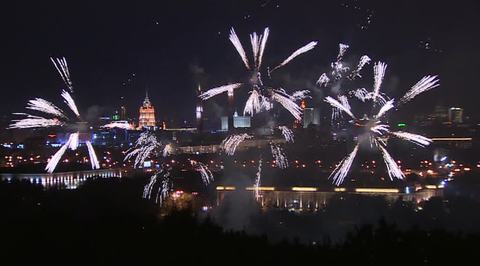 "Мы любим тебя, Москва!". Москвичи и гости столицы празднуют День города