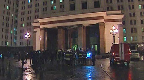 В здании МГУ на Воробьевых горах произошел пожар