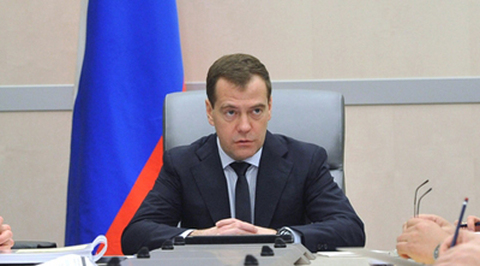 Медведев представит план работы правительства до 2018 года