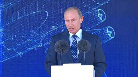 Путин: РФ надеется на развитие сотрудничества с иностранными партнерами в сфере авиации