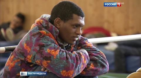На заработанное в Европе беженцы гуляют на родине
