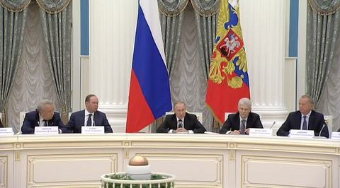 Путин отправит чиновников-академиков заниматься наукой