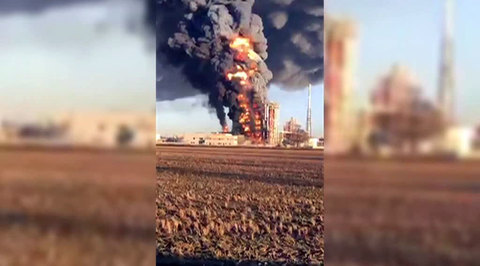 В Италии устраняют последствия пожара на крупном НПЗ