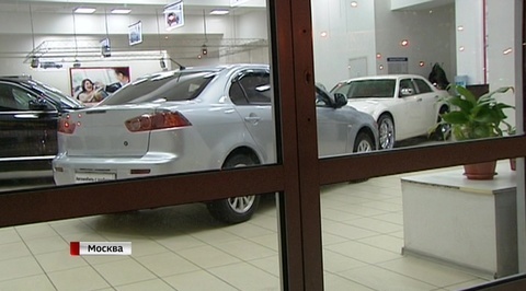 Автосалоны подменяют договоры и заставляют переплачивать