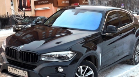 Автохулиганы катались по пешеходной зоне в Подмосковье