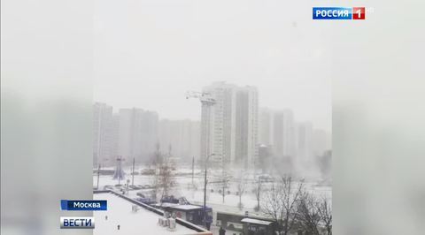 Ребенок выпал с 16 этажа, пока мама ходила за лекарством