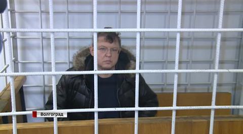Волгоградские депутаты заподозрены в мошенничестве на миллиарды рублей