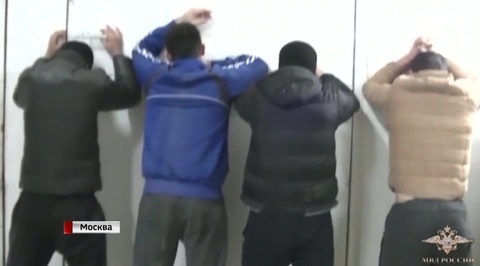 В Москве взяли штурмом цех по производству поддельной бытовой химии