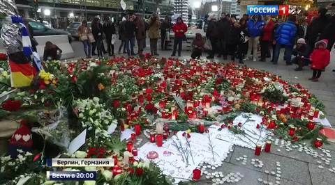 Убит при исполнении: в Москве простились с Андреем Карловым
