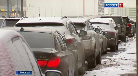 Автомобилистов в столице ждут парковочные каникулы