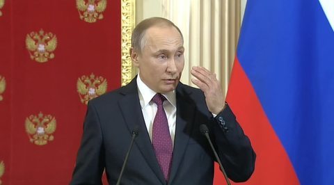 Хуже, чем проститутки: Путин прокомментировал компромат на Трампа