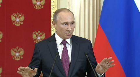 Путин не представляет, что Трамп в Москве встречался с проститутками