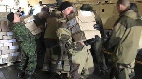 Борт Минобороны доставил в Таджикистан учебники на русском языке