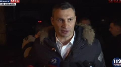 Кличко заявил, что обрушившийся в Киеве мост "устал"