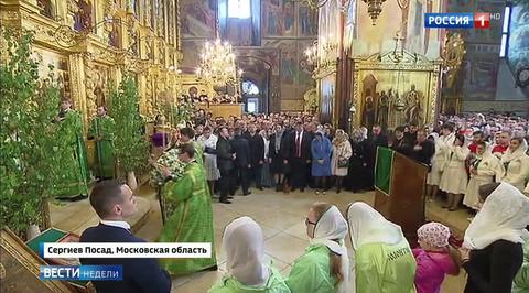 Православные верующие отметили Троицу