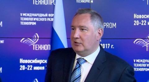 Роботы-разведчики, умные каски и экзоскелеты: в Новосибирске открылся "Технопром"
