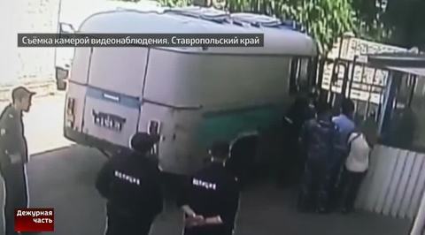 На Ставрополье побег от конвоя закончился беспорядочной стрельбой