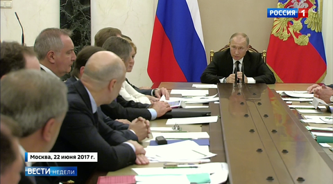 "Прямая линия": Путин дал на исполнение поручений не слишком много времени