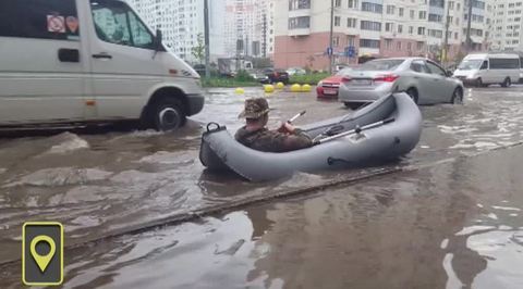 Потоп. Москвичи пересаживаются на альтернативные виды транспорта