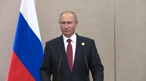 Putin Declines to Reveal Presidential Plans for 2018