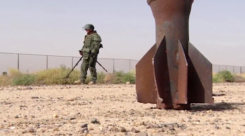 Russian EOD Specialists and Robots Deployed On Dangerous Demining Operation in Deir-ez-Zor