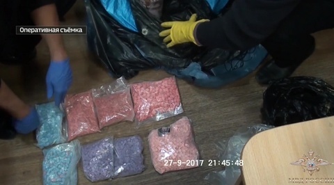 Наркобарона поймали с поличным на почте