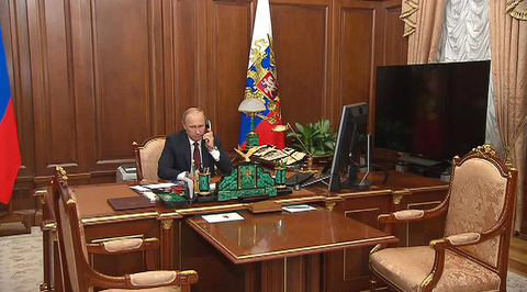 President Putin Steps Up to Push Forward Humanitarian Effort in Kiev-Donetsk Prisoner Swap