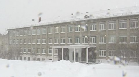 В школах Магаданской области из-за циклона отменили занятия