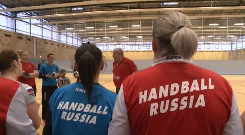 Пять матчей - пять побед: женская сборная по гандболу добралась до одной восьмой чемпионата мира