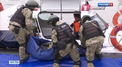 Hovercrafts and Body Armor! New Russian Special Forces Exercises at Crimean Bridge Incorporate Future Sci-Fi Tech