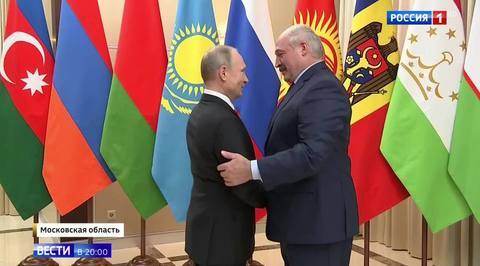 CIS and the Eurasian Block: Putin Hosts Informal Meeting at Home; Does Russia’s Future Lie in East?
