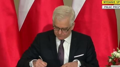 Anti-Russian Hysteria Hits Poland - Professors With Russkie University Credentials to Be Weeded Out