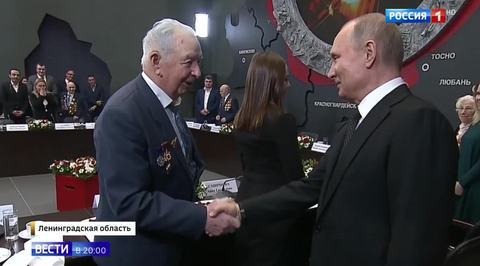 Putin Visits Massive Graveyard Where His Family Was Buried During the Great Siege of Leningrad