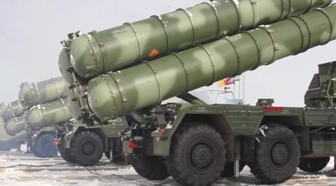 Upgrade Time: Russian Units in Volga Region Get First S-400 Missile System