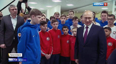 Follow Putin on His "Young Scholars" Tour: President Promises Support for Research in Siberia