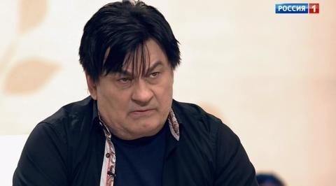 Александр Серов: "Дочь швыряла в меня тарелки"