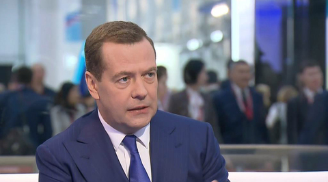 Dmitry Medvedev: Russia’s Economy Can Handle Anything the West Can Throw at It