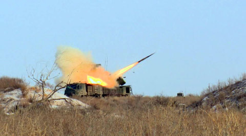 Russia’s Formidable Pantsir-S Divisions Go on Test Run at Firing Range in Astrakhan Region