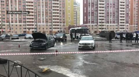 В Ростове-на-Дону под Mercedes взорвалась граната