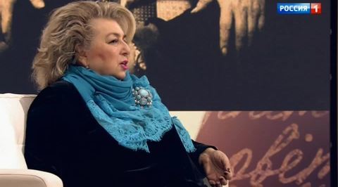 Тарасова: "Папа встал против власти"