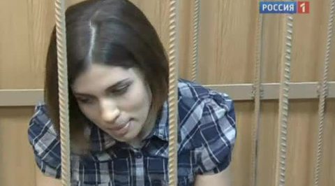 Pussy Riot остались на месяц под стражей