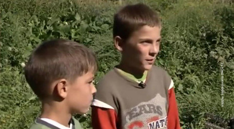 "Нас папа поругал, конечно": мальчишки спасли из полыхающего дома женщину с детьми