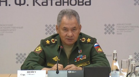 По просьбам учащихся: студенток научат Родину защищать