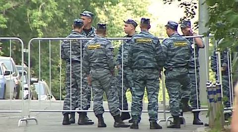 Прокурор потребовал посадить участниц Pussy Riot на 3 года