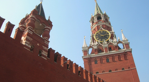 Московский Кремль переходит на летний режим работы