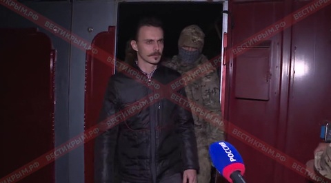 ФСБ провела обыски у "Свидетелей Иеговы" в крымском Джанкое